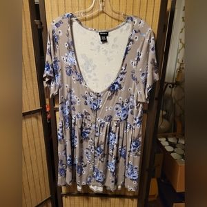 Torrid Size 2 Top 🦋